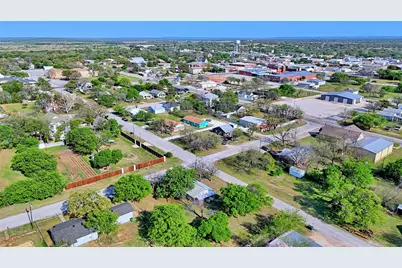 601 Baylor Street, Nocona, TX 76255 - Photo 21