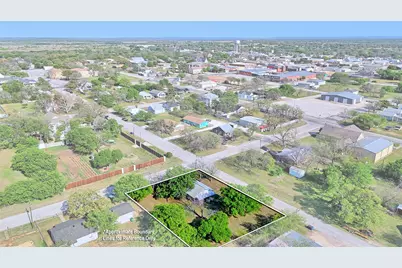 601 Baylor Street, Nocona, TX 76255 - Photo 5