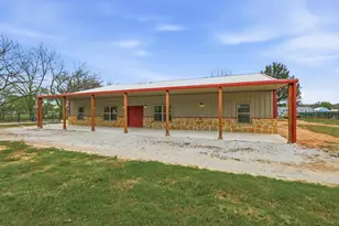 1445 Co Rd 3690, Paradise, TX 76073 - Photo 1
