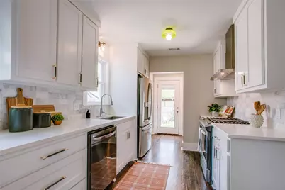 302 N Waverly Drive, Dallas, TX 75208 - Photo 17