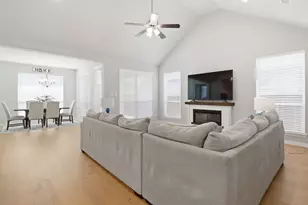 910 Winter Cherry Ln, Haslet, TX 76052 - Photo 9