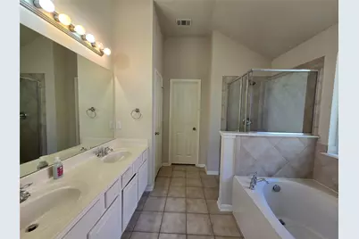 4100 Wildbriar Lane, Mansfield, TX 76063 - Photo 17