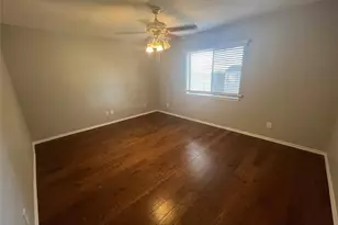 2317 Sharpshire Ln, Arlington, TX 76014 - Photo 9