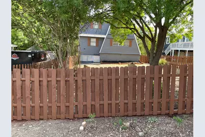 1129 Scenic Drive, Granbury, TX 76048 - Photo 3