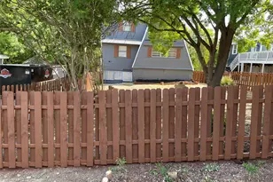 1129 Scenic Dr, Granbury, TX 76048 - Photo 3