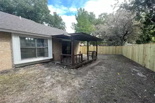 905 Camino Ct, Grand Prairie, TX 75052 - Photo 21