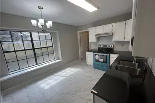 905 Camino Ct, Grand Prairie, TX 75052 - Photo 9