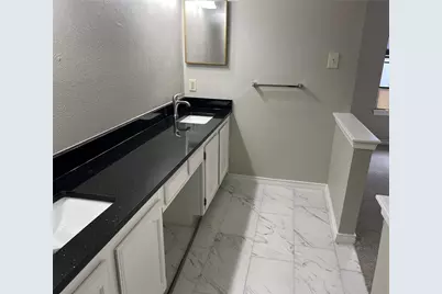 905 Camino Court, Grand Prairie, TX 75052 - Photo 13