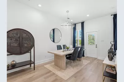 1730 Vilbig Road, Dallas, TX 75208 - Photo 7