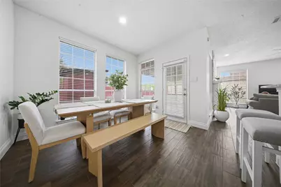 2108 Montclair Lane, Lewisville, TX 75067 - Photo 7