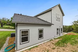 2100 Cactus Alley, Granbury, TX 76048 - Photo 37