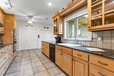 104 Private Road 4757, Rhome, TX 76078 - Photo 11
