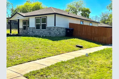 3206 Roberts Street, Greenville, TX 75401 - Photo 3