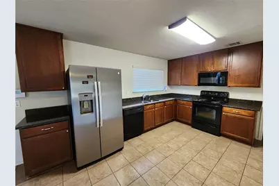 5709 Valley Stream Way, Fort Worth, TX 76244 - Photo 11