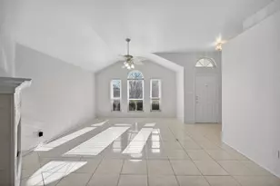 7016 Snowivy Ct, Arlington, TX 76001 - Photo 3