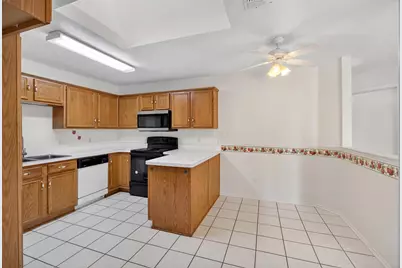 7016 Snowivy Court, Arlington, TX 76001 - Photo 11