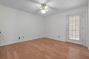 10013 N Suttonwood Dr, Fort Worth, TX 76108 - Photo 7