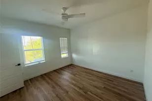 309 W Cedar St, Gunter, TX 75058 - Photo 9