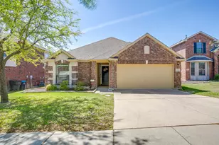 10529 Lipan Trail, Fort Worth, TX 76108 - Photo 3