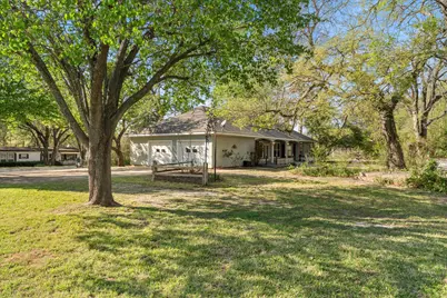 204 Plantation Avenue, Pottsboro, TX 75076 - Photo 7