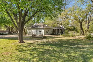 204 Plantation Ave, Pottsboro, TX 75076 - Photo 7