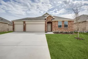 439 Ridge Dr, Justin, TX 76247 - Photo 1