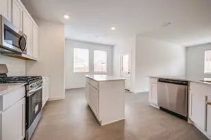 439 Ridge Dr, Justin, TX 76247 - Photo 5