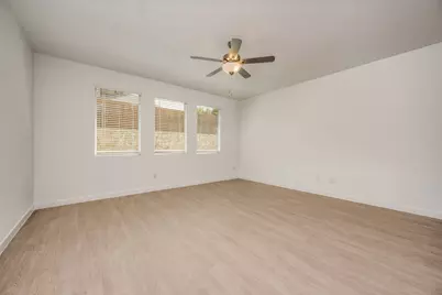 439 Ridge Drive, Justin, TX 76247 - Photo 11