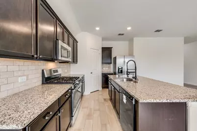 815 Evergreen Street, Princeton, TX 75407 - Photo 9