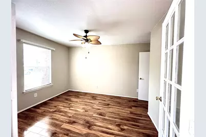 809 Essex Drive, McKinney, TX 75071 - Photo 5