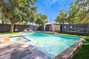 3608 Courtdale Dr, Farmers Branch, TX 75234 - Photo 33