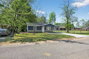 2009 W Sherman St, Paris, TX 75460 - Photo 3