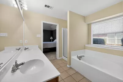 1006 Diane Street, Aubrey, TX 76227 - Photo 15
