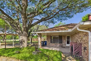 713 Barton Ave, Glenn Heights, TX 75154 - Photo 5