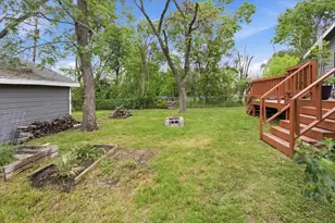 909 N 34th St, Waco, TX 76710 - Photo 7