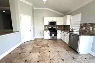 813 Essex Dr, McKinney, TX 75071 - Photo 5