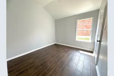 813 Essex Drive, McKinney, TX 75071 - Photo 11