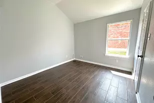 813 Essex Dr, McKinney, TX 75071 - Photo 11