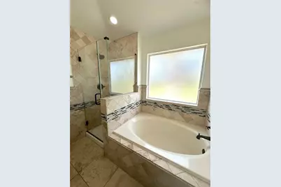 813 Essex Drive, McKinney, TX 75071 - Photo 9