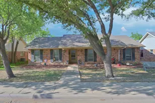 2307 Statler Dr, Carrollton, TX 75007 - Photo 1