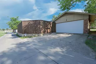 2307 Statler Dr, Carrollton, TX 75007 - Photo 39