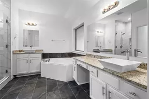 6136 Lochmoor Dr, Fort Worth, TX 76179 - Photo 11