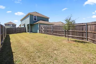 5677 Topwater Trl, Fort Worth, TX 76119 - Photo 17
