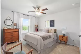 5677 Topwater Trl, Fort Worth, TX 76119 - Photo 3