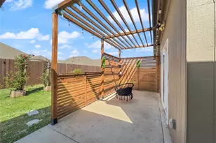 3722 Autumncrest St, Grand Prairie, TX 76065 - Photo 33