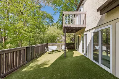 9605 Robin Song, Dallas, TX 75243 - Photo 23