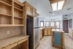 11744 Foutch Rd, Pilot Point, TX 76258 - Photo 13