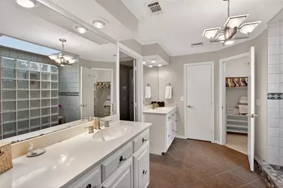 10128 Cimmaron Trail, Dallas, TX 75243 - Photo 17