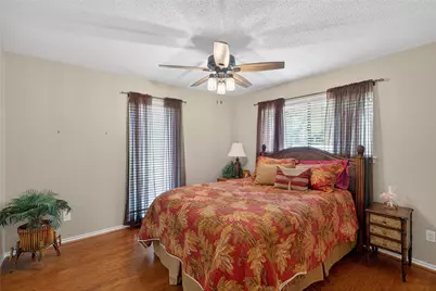 10128 Cimmaron Trail, Dallas, TX 75243 - Photo 23