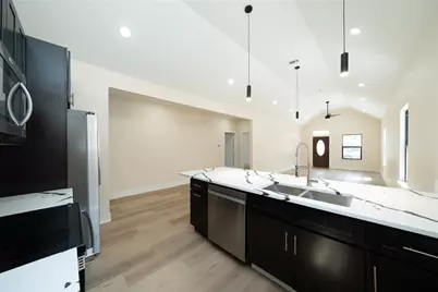 643 Rayenell Avenue, Dallas, TX 75217 - Photo 11